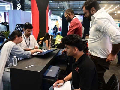 RK Eyewears About Us Gallery Image 4